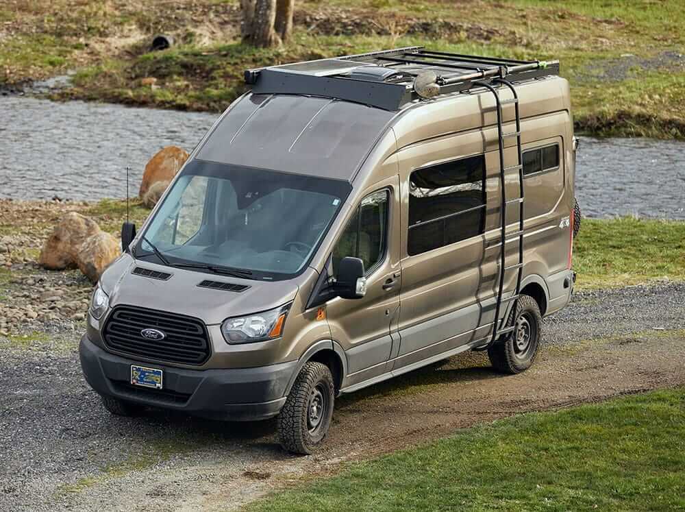 Ford Transit/Trail
